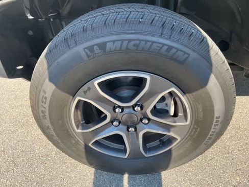 Used 2020 Jeep Wrangler Unlimited Sport S image 9