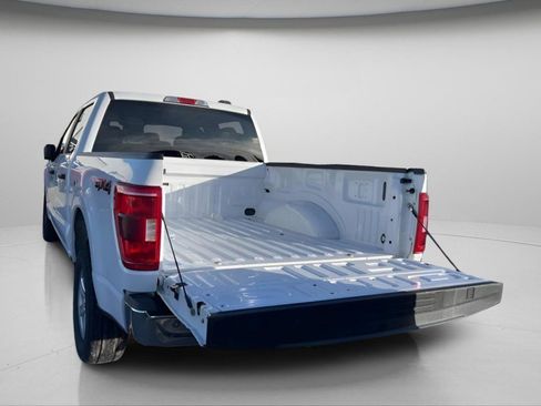 Used 2023 Ford F150 XLT w/ Trailer Tow Package image 9