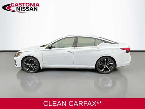 Used 2024 Nissan Altima 2.5 SR w/ SR Premium Package image 5