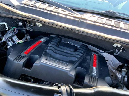 Used 2019 Ford F150 Raptor w/ Equipment Group 802A Luxury AWD/4WD image 30