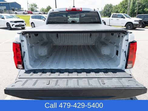 Used 2023 Chevrolet Colorado W/T w/ WT Convenience Package II AWD/4WD image 15