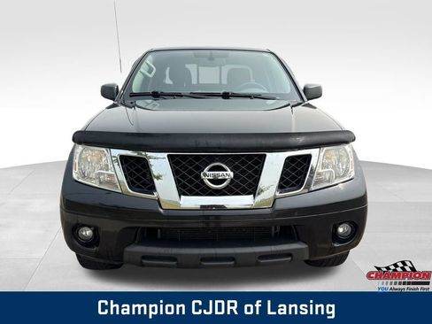 Used 2019 Nissan Frontier SV AWD/4WD image 11