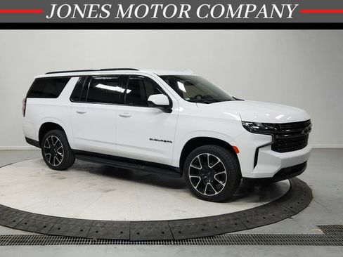 Used 2021 Chevrolet Suburban RST image 1