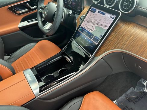 Certified 2023 Mercedes-Benz GLC 300 4MATIC image 33