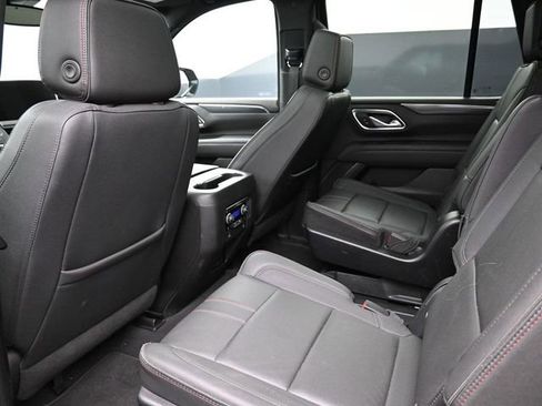 Used 2023 Chevrolet Tahoe RST w/ Luxury Package AWD/4WD image 17