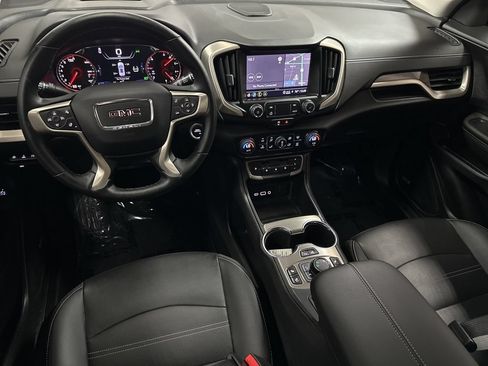 Used 2024 GMC Terrain Denali w/ Denali Premium Package AWD/4WD image 12