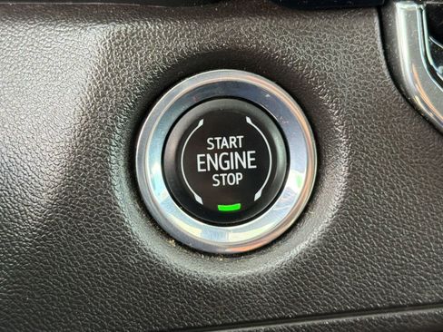 Used 2023 Chevrolet Colorado W/T image 25