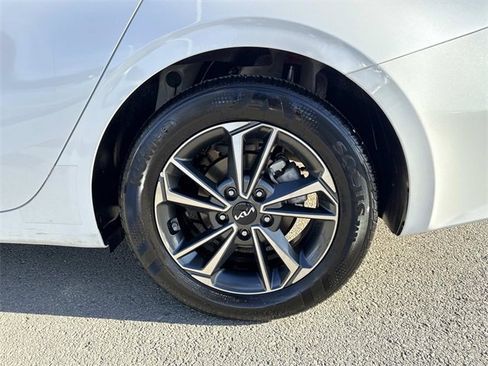 Used 2024 Kia Forte LXS image 31