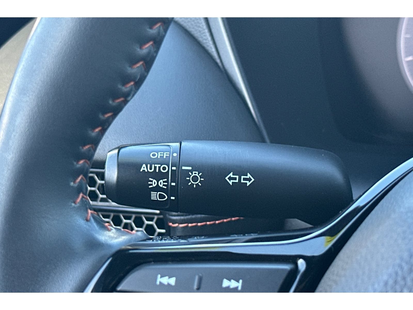 Used 2024 Honda HR-V Sport image 38