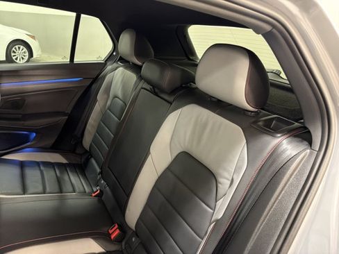 Certified 2022 Volkswagen GTI Autobahn FWD image 20