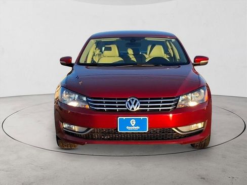 Used 2015 Volkswagen Passat 1.8T Limited Edition image 3