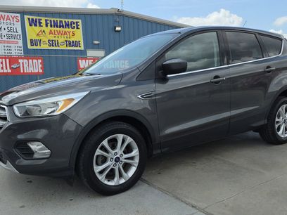Used 2017 Ford Escape SE