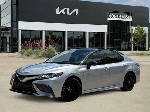 Used 2023 Toyota Camry XSE w/ Navigation Package FWD image 1