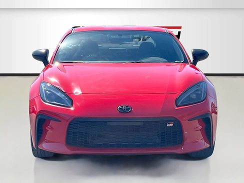 Used 2023 Toyota GR86 Premium image 2
