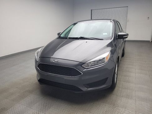 Used 2018 Ford Focus SE w/ Cold Weather Package image 15