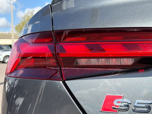 Used 2023 Audi S5 Premium image 10