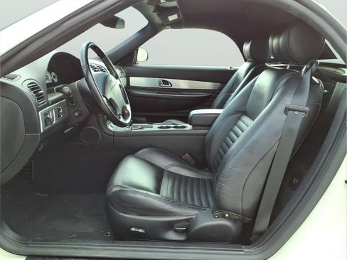Used 2003 Ford Thunderbird RWD image 13