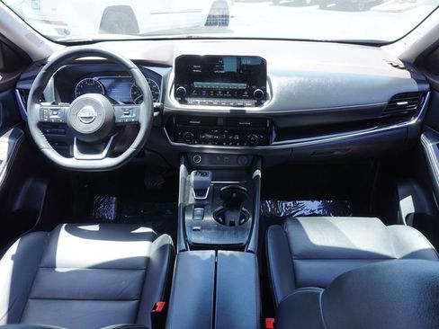 Used 2023 Nissan Rogue SL w/ SL Premium Package FWD image 11