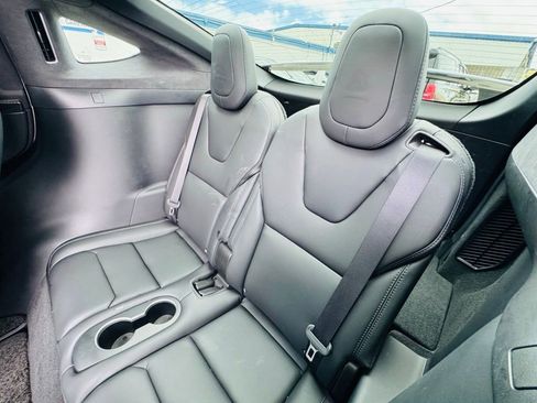 Used 2019 Tesla Model X 100D image 16