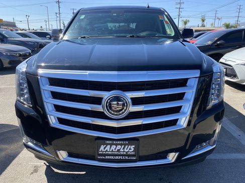 Used 2015 Cadillac Escalade Premium AWD/4WD image 3
