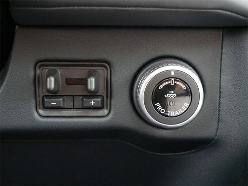 Used 2025 Lincoln Navigator Reserve w/ Jet Appearance Package image 26