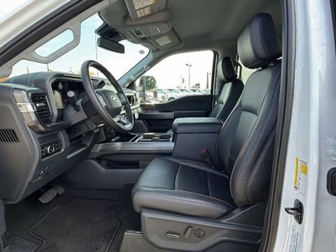 New 2026 Ford F350 Lariat w/ FX4 Off-Road Package image 34
