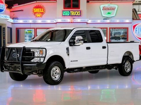 Used 2022 Ford F350 XL w/ Power Equipment Group image 2