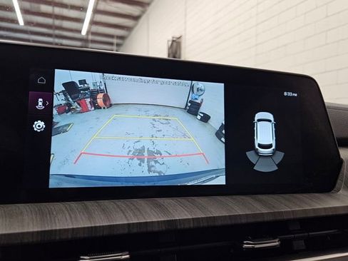 Used 2024 Kia Telluride EX w/ EX Captain's Chair Package image 23