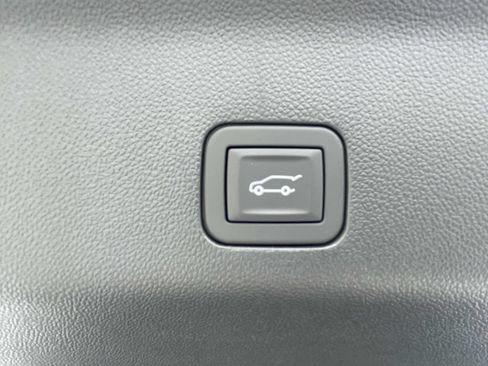 New 2026 Chevrolet Tahoe Premier w/ Sun And Tow Package AWD/4WD image 11