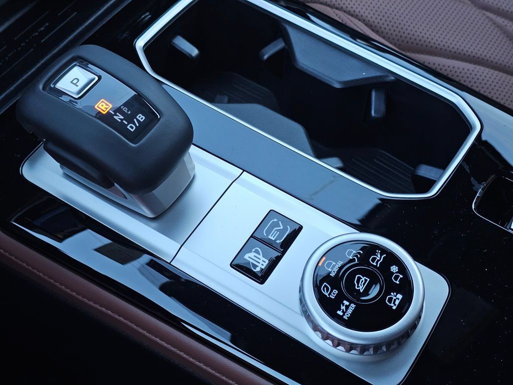 New 2026 Mitsubishi Outlander SEL AWD/4WD image 23