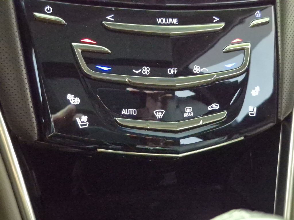 Used 2015 Cadillac XTS Premium FWD image 20
