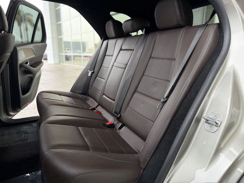 Used 2021 Mercedes-Benz GLE 350 image 12