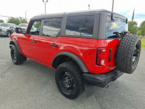 Used 2023 Ford Bronco Black Diamond image 5