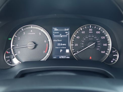 Certified 2021 Lexus RX 350 FWD w/ Accessory Package image 18