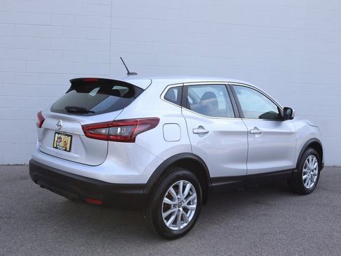 Used 2021 Nissan Rogue Sport S image 25