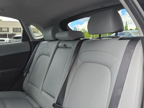 Used 2018 Hyundai Kona Limited AWD/4WD image 17
