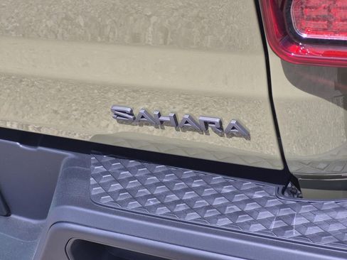 New 2026 Jeep Gladiator Sport image 7