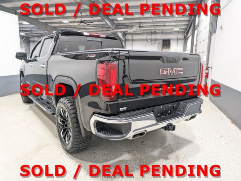 Used 2024 GMC Sierra 1500 SLT w/ SLT Premium Package AWD/4WD image 5