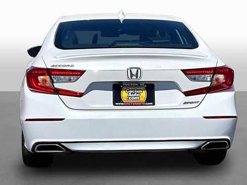 Used 2019 Honda Accord Sport image 4