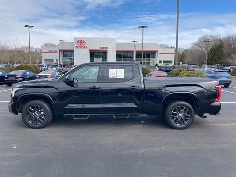 Used 2022 Toyota Tundra Platinum image 2