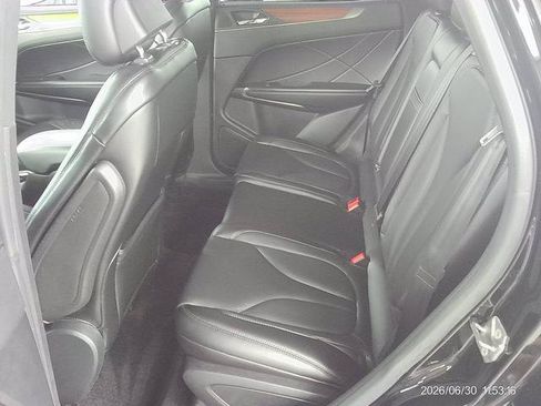 Used 2018 Lincoln MKC Select FWD image 5