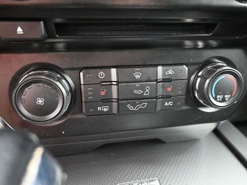 Used 2016 Ford F150 XLT w/ Equipment Group 302A Luxury AWD/4WD image 33