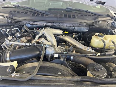 Used 2022 Ford F250 Lariat w/ Lariat Value Package image 17