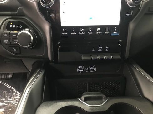 New 2026 RAM 1500 4x4 Crew Cab image 25