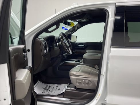 Used 2020 GMC Sierra 1500 SLT w/ SLT Premium Package AWD/4WD image 2