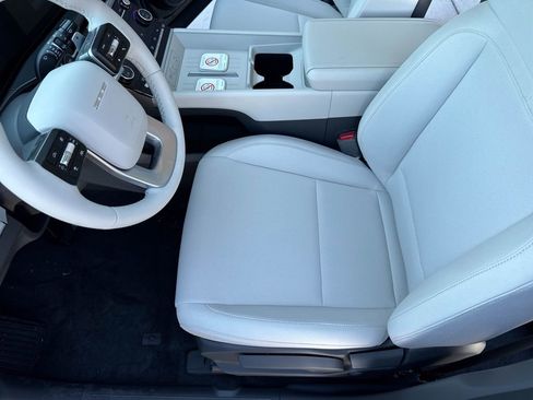 New 2026 Hyundai Santa Fe SE FWD image 11