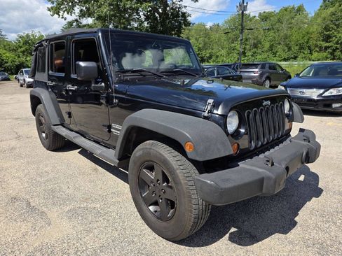 Used 2013 Jeep Wrangler Unlimited Sport AWD/4WD image 10