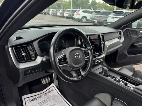 Used 2021 Volvo XC60 T8 R-Design w/ Advanced Package AWD/4WD image 16