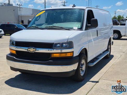 Certified 2024 Chevrolet Express 2500 w/ Driver Convenience Package RWD image 3