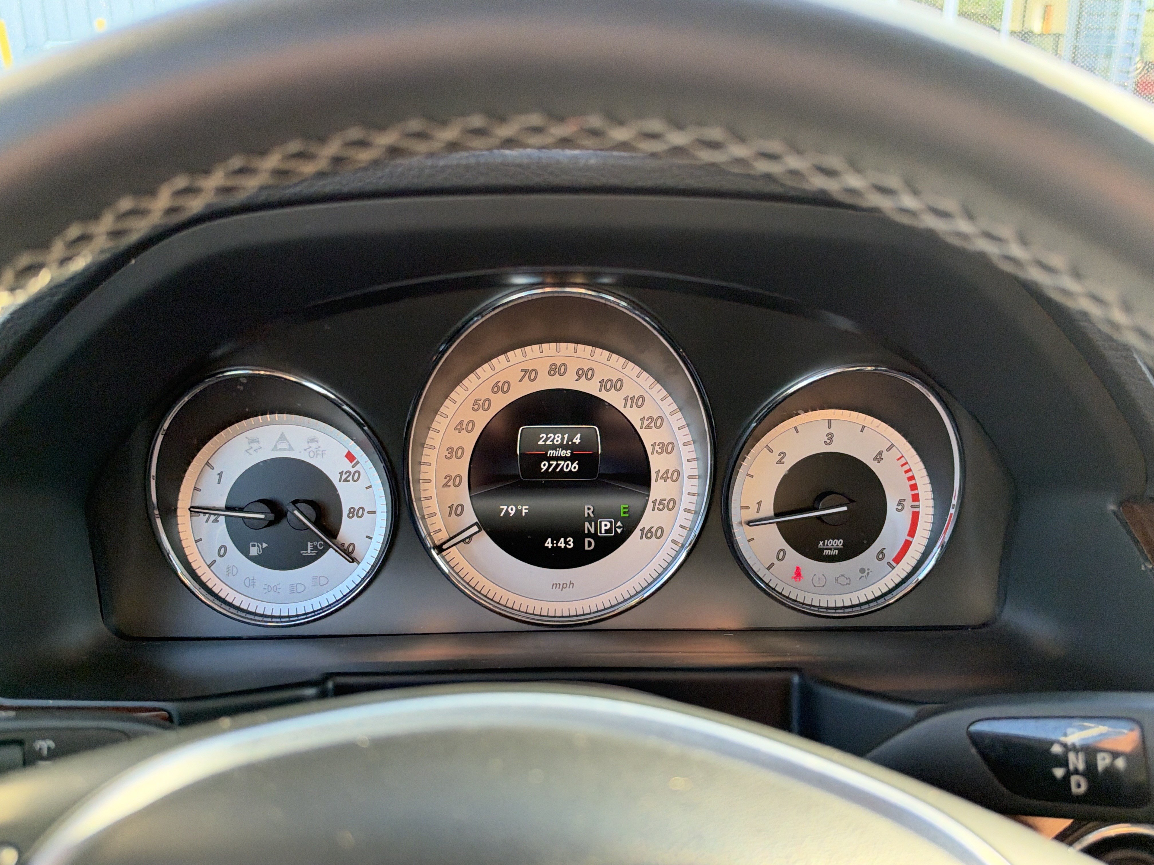 Used 2015 Mercedes-Benz GLK 250 BlueTEC 4MATIC image 25